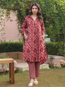 Gahan - Maroon Ikkat Printed Cotton Kurta with Pant