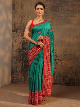 Libas - Green Bandhani Patchwork Saree With Bandhani Printed Border with Unstitched Blouse