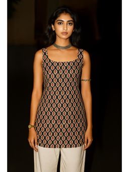 Gahan - Womens Black Rayon Blend Printed Straight Short Kurti