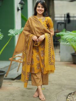 Gahan - Womens Yellow Rayon Blend Printed Straight Kurta and Pant with Dupatta