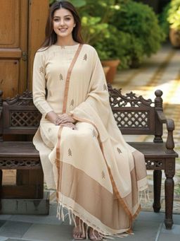 Gahan - Womens Cream Rayon Blend Printed Straight Kurta and Pant with Dupatta