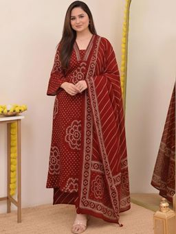 Gahan - Womens Red Rayon Blend Printed Straight Kurta and Palazzo with Dupatta