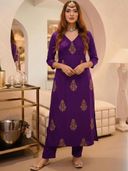 Purple color option, Currently selected