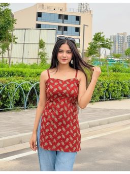 Gahan - Womens Red Rayon Blend Printed Straight Short Kurti