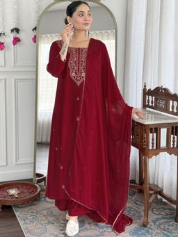 Gahan - Womens Plus Size Maroon Rayon Blend Embroidered Anarkali Kurta & Pant with Dupatta