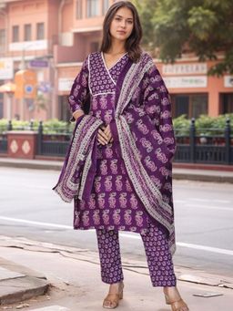 Gahan - Womens Purple Rayon Blend Printed Straight Kurta and Pant with Dupatta