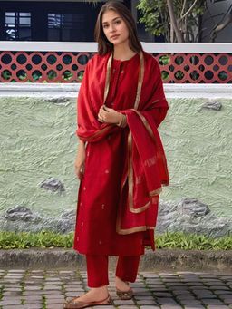 Gahan - Womens Red Rayon Blend Solid Straight Kurta and Pant with Dupatta