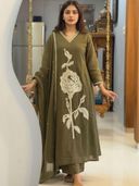 Olive color option, Currently selected