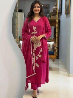 Gahan - Womens Pink Rayon Blend Printed Straight Kurta and Pant with Dupatta