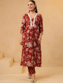 Gahan - Womens Plus Size Red Rayon Blend Printed A-Line Kurta with Pant