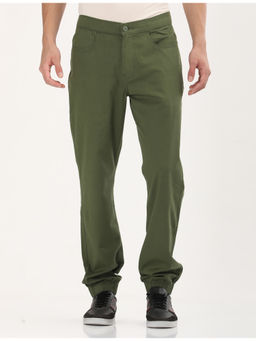 Levi's - Men Olive Regular Fit Jogger Trousers