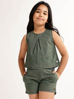 Blue Giraffe - Girls Green Embroidered Round Neck Sleeveless Top