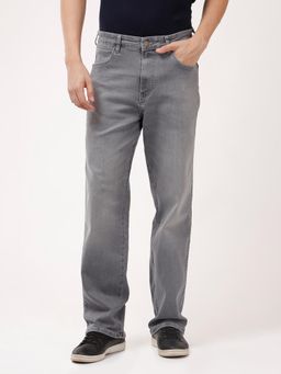 Wrangler - Men Grey Redding Straight Fit Jeans