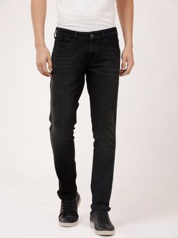Wrangler - Men Black Skanders Slim Fit Jeans