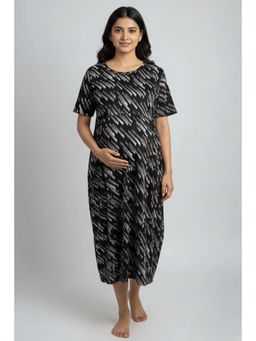 Putchi - Round Neck Cotton Short Sleeves Mono line Zipless Feeding Gown-Black