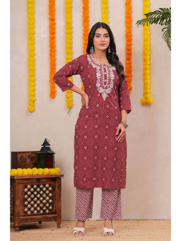 Meeranshi - Maroon Ethnic Motifs Pure Cotton Kurta With Pant