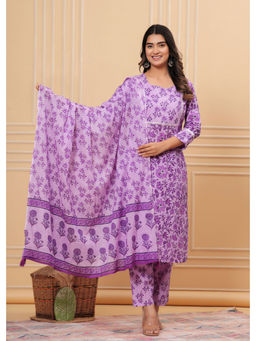 Meera Fab - Women Floral Print Cotton Purple Kurta With Pant & Dupatta
