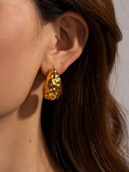 Peachy Accessories - Textured Drop Earrings 18K Gold Plated