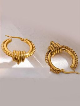 Peachy Accessories - Classic Chic Hoop Earrings 18K Gold Plated