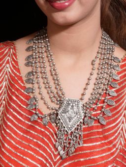 Niscka - Elegant Leaf Accents Grey Beads and Ghungroo Silver Oxidized Necklace