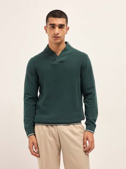 The Bear House - Men's Green Slim Fit Textured Casual T-Shirt