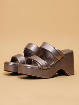 ERIDANI - Jennaa Slip-On Heels Grey