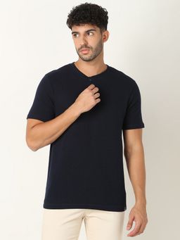 R&B - Men Navy Blue Solid Casual T-Shirt