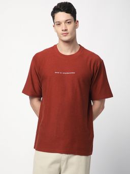 R&B - Burgundy Textured Casual Men T-Shirt