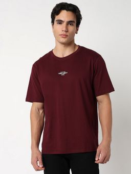 R&B - Men Cotton Maroon Crew Neck Solid Relaxed Half Sleeves T-Shirt