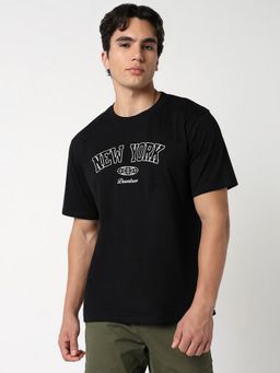 R&B - Men Black Typography Casual Men T-Shirt