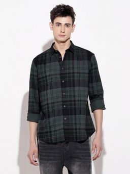 SHOWOFF - Men Checked Green Regular Fit Shirt