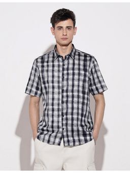 SHOWOFF - Men Checked Navy Blue Regular Fit Shirt