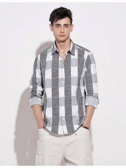 SHOWOFFFF - Men Checked Grey Regular Fit Shirt