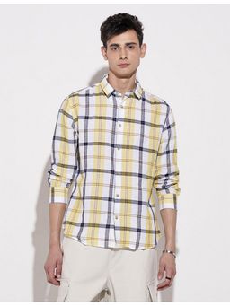 SHOWOFFFF - Men Checked Yellow Regular Fit Shirt