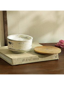 Ellementry - Jade Lotus Terracotta Jar Wax Candle (3 Wick)