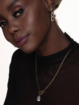 Palmonas - Baroque Pearl T-Bar Necklace- 18K Gold Plated