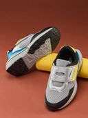 Black color option, Currently selected