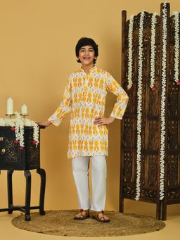 Trampoline - Boys White Cotton Printed Kurta & Pyjama