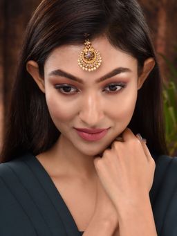 Saraf RS Jewellery - Gold Plated Red And Green Ad Studded Maang Tikka