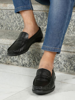 Teakwood - Men Classic Black Textured Penny Loafers