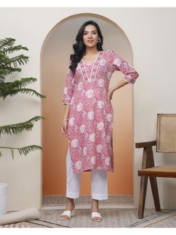 Vaasva Jaipur - Women Nude Pink Cotton Floral Printed Straight Kurta With Pant (Set of 2)