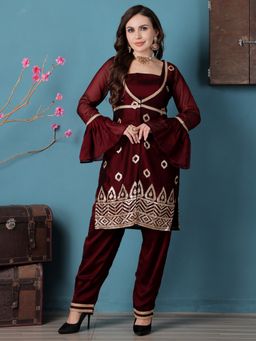 Ethnovog - Brown Rangoli Kurta with Pant and Jacket (Set of 3)