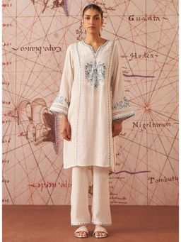 Lakshita - Women Ivory Embroidered Rayon Kurta