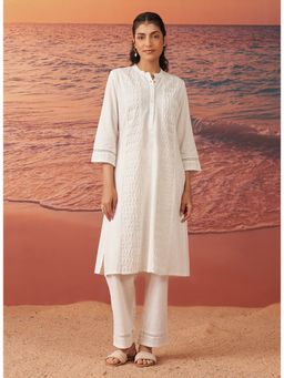 Lakshita - Soft Ivory Monochrome Cotton Kurta And Pant (Set of 2)
