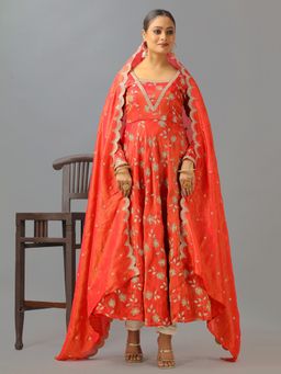 Ethnovog - Pink Dual Tone Viscose Embroidered Anarkali Kurta With Pant And Dupatta (Set of 3)