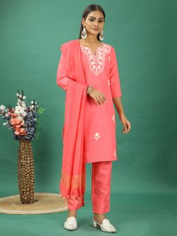Ethnovog - Peach Rayon Embroidered Kurta With Pant And Dupatta (Set of 3)
