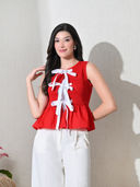 Red color option, Sold out, Currently selected