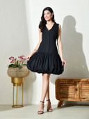 Black color option, Sold out, Currently selected