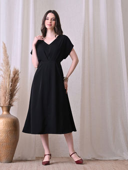 Ikonic Klaer - Women Black Solid V-Neck Midi Dress