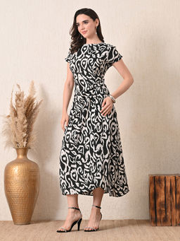 Ikonic Klaer - Women Selene- Black and White Printed A-Line Dress